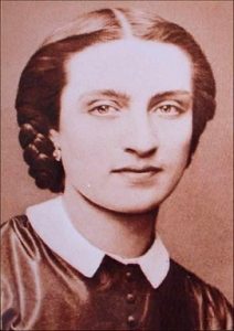 Léonie Aviat
